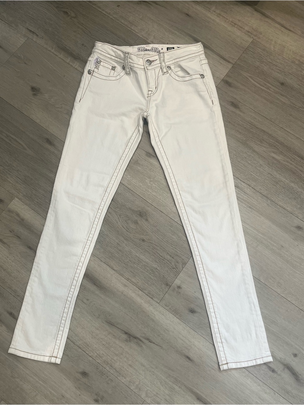 Miss Me Ankle Skinny White Embellished Jeans - Picture 2 of 9